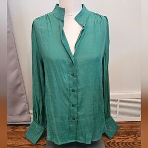 Banana Republic Factory Green Linen Blend Blouse size Small